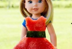 拍照姿势吃瓜图片,吃瓜群众演绎“瓜界新风尚”