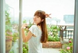 少女对吃瓜如饥似渴,揭秘少女对“吃瓜”的狂热追求