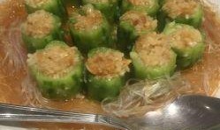 美食广场情侣吃瓜视频