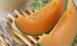 纠纠吃哈密瓜,一场甜蜜的夏日美食之旅