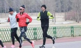 当跑步遇到吃瓜,邂逅夏日清凉瓜果时光