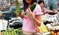 吃瓜群众泰国女子,泰国女子成为吃瓜群众热议焦点