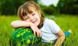 唐妮带你吃瓜,揭秘娱乐圈那些事儿