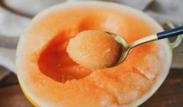 蜜瓜适合老人吃吗,适合老年人的健康美味选择