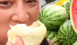 保洁阿姨吃瓜,保洁阿姨的甜蜜生活