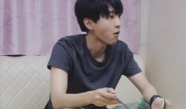 王俊凯日常吃瓜,瓜界新宠，日常吃瓜成日常