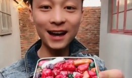 小伙吃石头瓜视频大全,小伙挑战奇特食材，视频大全带你领略异国风味