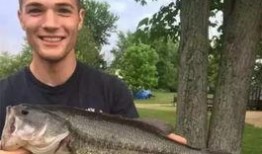 网聊吃瓜,揭秘网络社交背后的趣味与争议