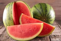 老话说的吃瓜,揭秘网络热议背后的真相与趣味