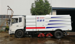 扫地车吃瓜视频,萌态十足引网友热议