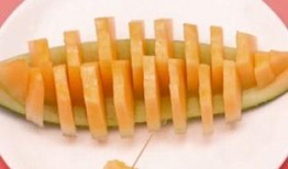 怎么切哈密瓜更方便吃,轻松享受美味每一口