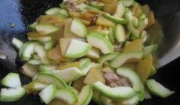 角瓜怎么吃养胃,家常美味，呵护胃部健康