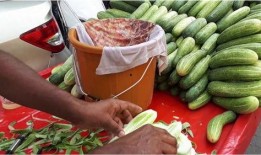 印度吃瓜的方式,一场视觉与味觉的双重盛宴