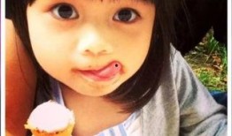 吐舌吃瓜视频,揭秘网络短视频的趣味魅力